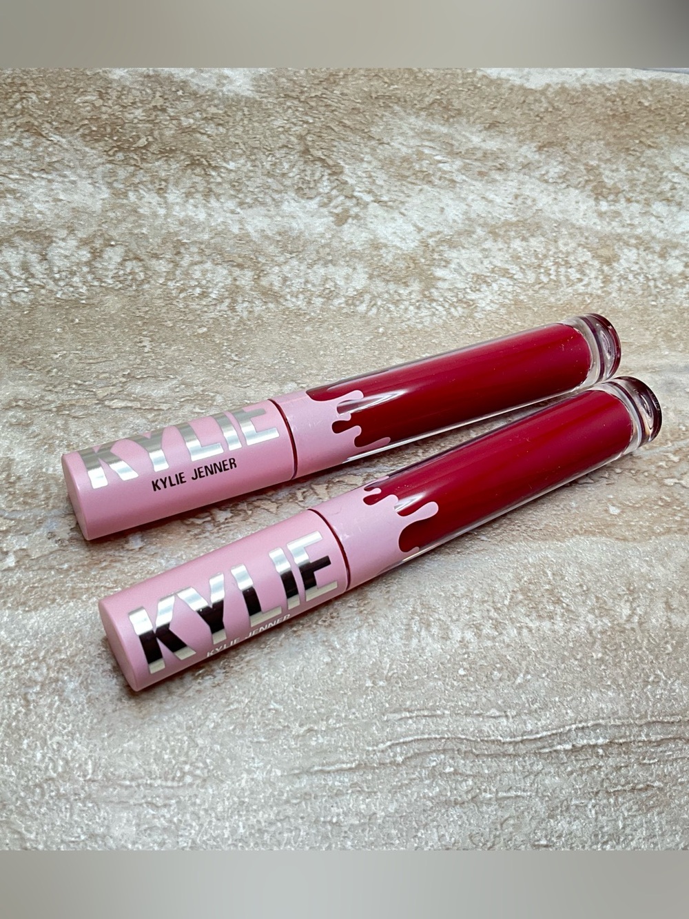 2Kylie Jenner Liquid Lipstick Duo -103 new